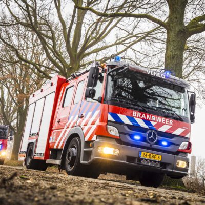 Tankautospuit en hoogwerker van Brandweer Venlo