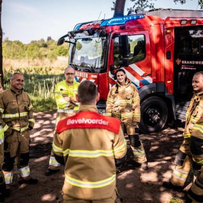 Vrijwilliger Linda bij Brandweer Brabant-Noord