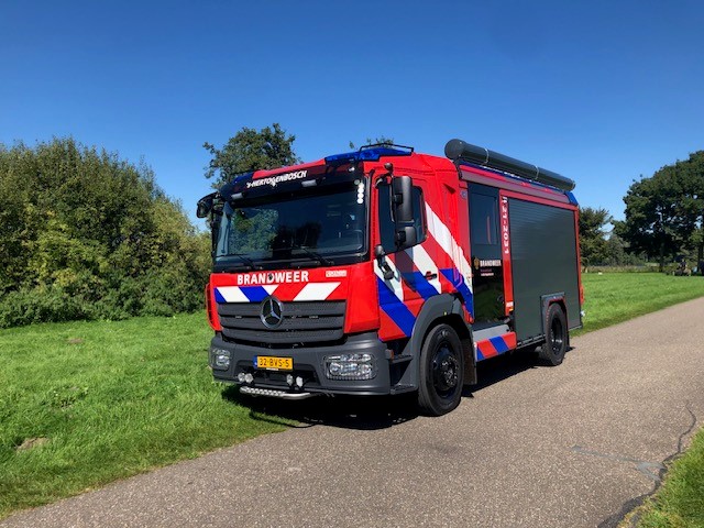 Nieuwe stads-Tankautospuit voor Brandweer 's-Hertogenbosch