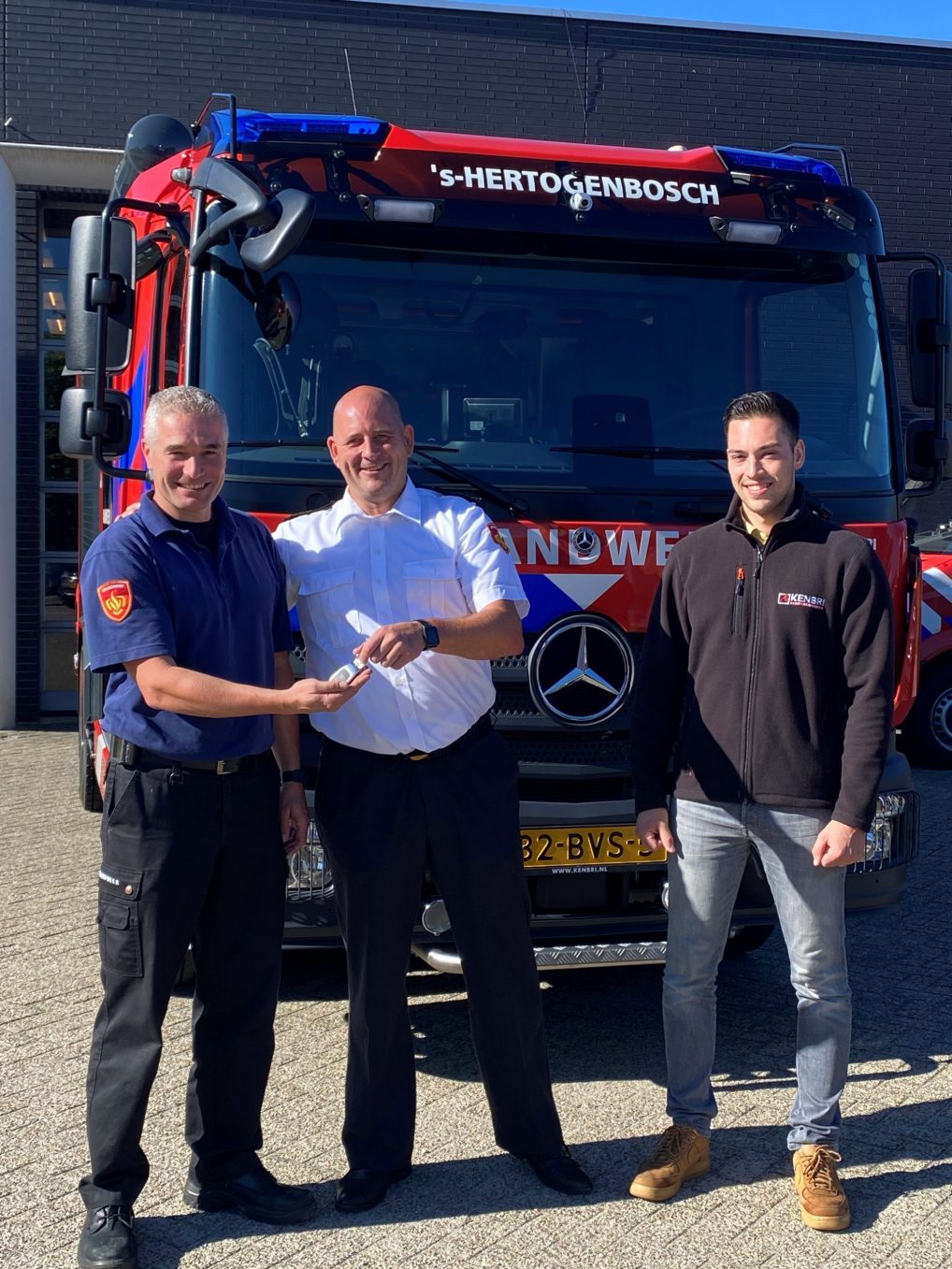 Overdracht nieuwe stads-Tankautospuit voor Brandweer 's-Hertogenbosch